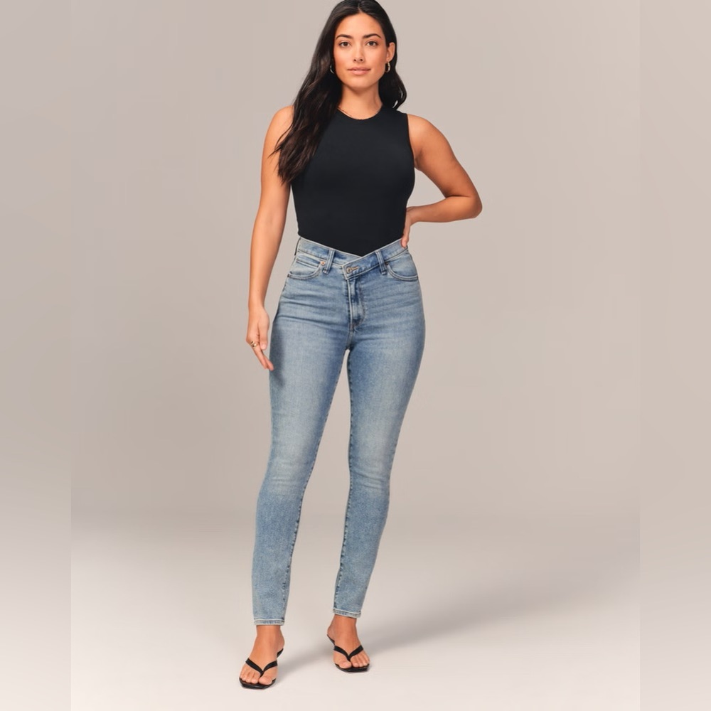 Abercrombie & Fitch Curve Love High Rise Super Skinny Ankle Jean